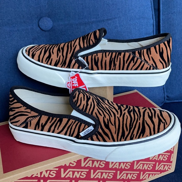 Vans Slip-On SF Animal Stripes Black/Marshmallow WMNS - Picture 11 of 16